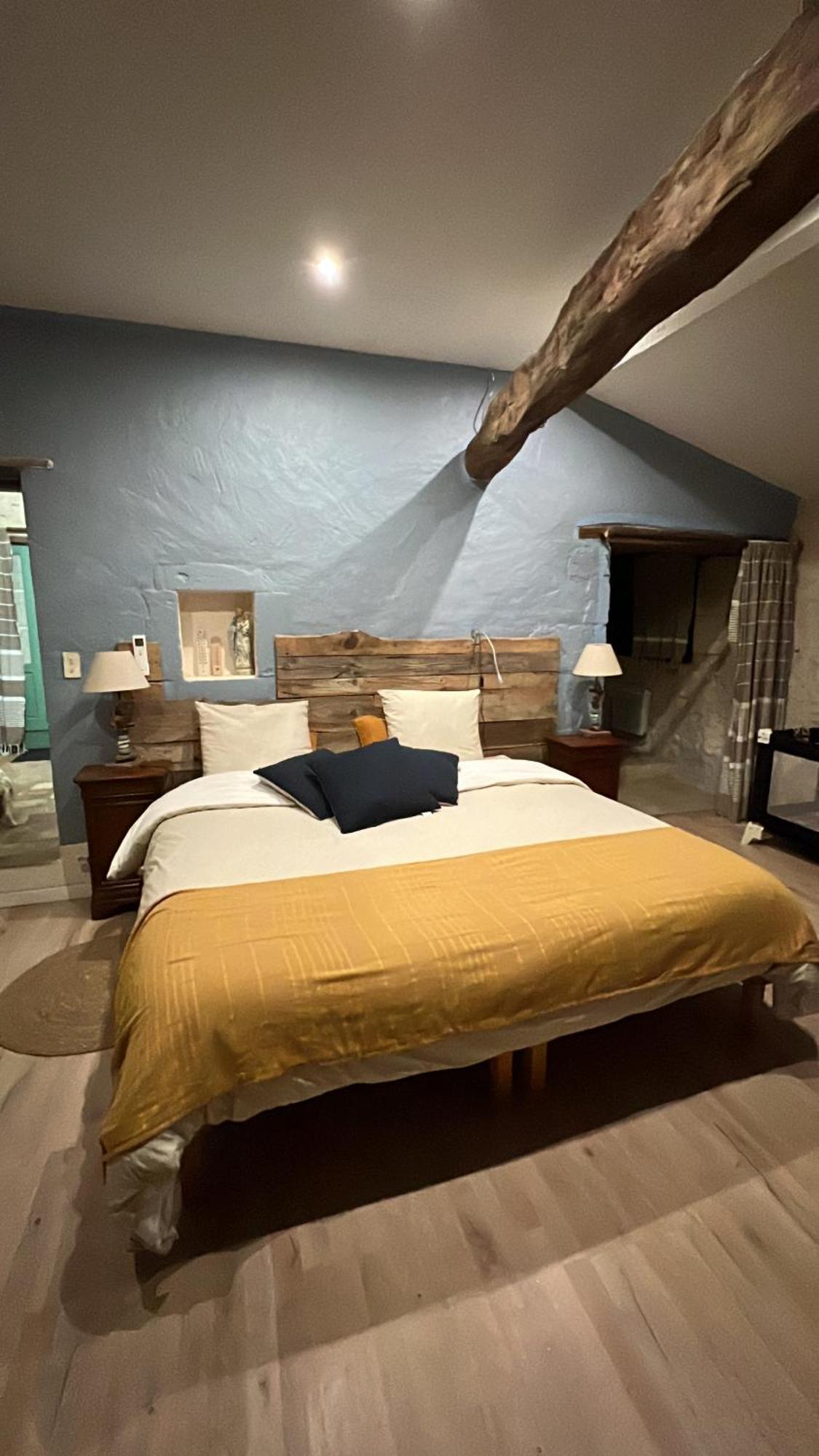 Chez Magitte Une Chambre A Louer Bardenac Exteriér fotografie